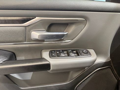 Used 2019 RAM 1500 Big Horn RWD image 10