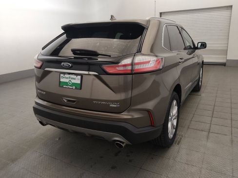 Used 2019 Ford Edge Titanium AWD/4WD image 7