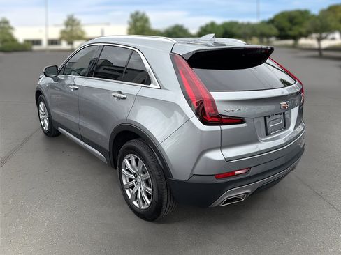 Used 2023 Cadillac XT4 Premium Luxury FWD image 5