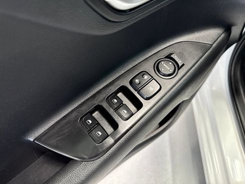 Used 2023 Kia Rio S FWD image 12