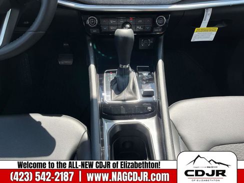 New 2022 Jeep Compass Latitude w/ Convenience Group image 14