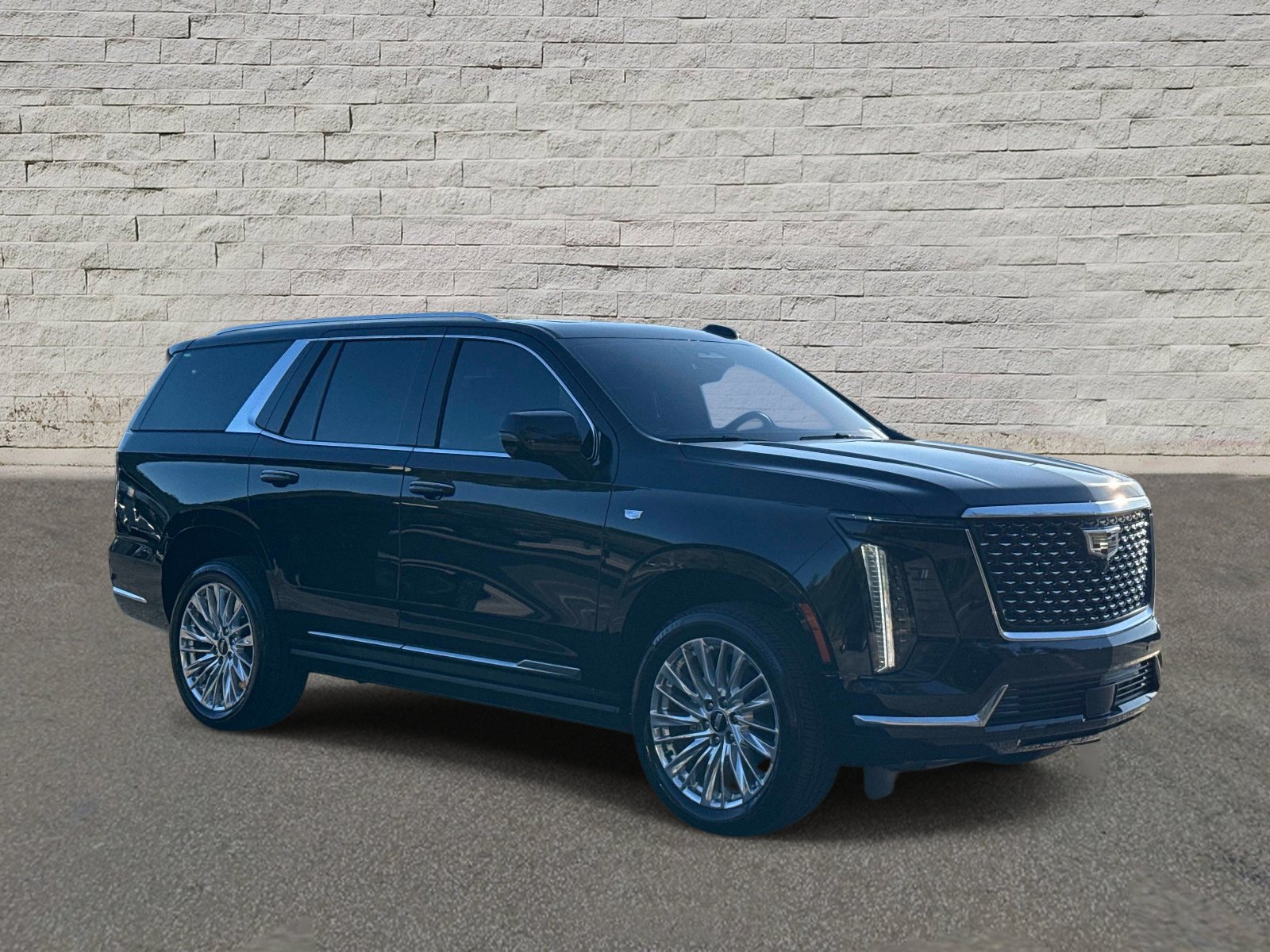 Certified 2026 Cadillac Escalade Luxury AWD/4WD image 6