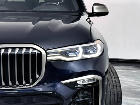 Used 2022 BMW X7 M50i w/ Cold Weather Package AWD/4WD image 6