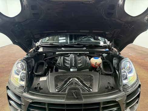 Used 2015 Porsche Macan Turbo AWD/4WD image 19