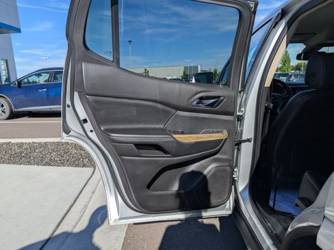 Certified 2019 GMC Acadia Denali AWD/4WD image 29