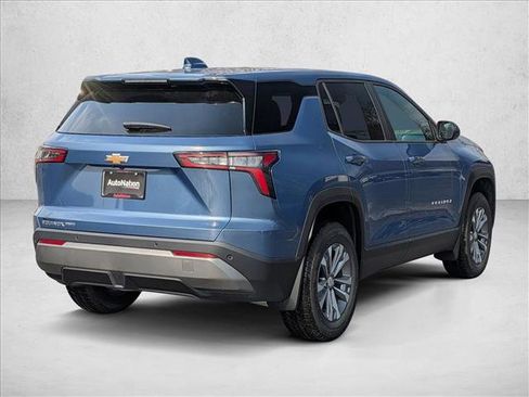 New 2026 Chevrolet Equinox LT w/ Convenience Package II image 2