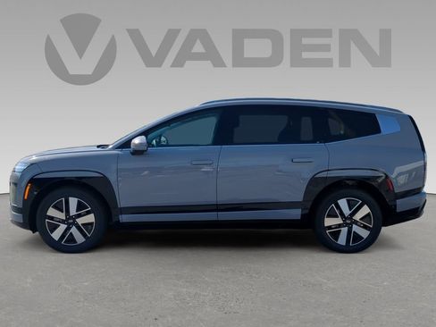 New 2026 Hyundai Ioniq 9 SEL image 4