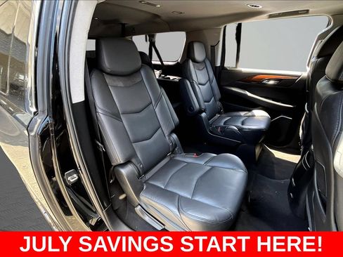 Used 2020 Cadillac Escalade ESV Luxury RWD image 30