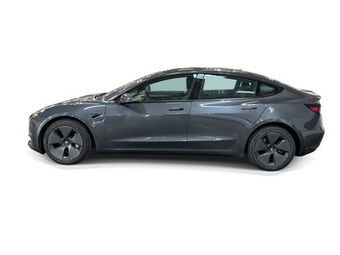 Certified 2023 Tesla Model 3 Standard Range RWD image 3