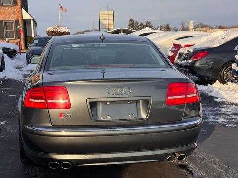 Used 2008 Audi S8 image 7