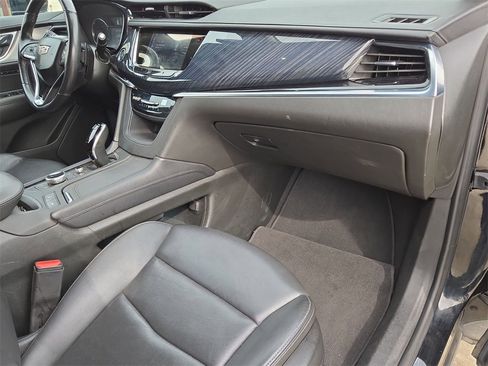 Used 2024 Cadillac XT6 Premium Luxury image 64