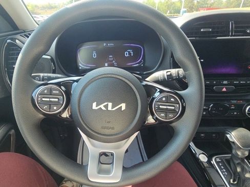 New 2025 Kia Soul S image 9
