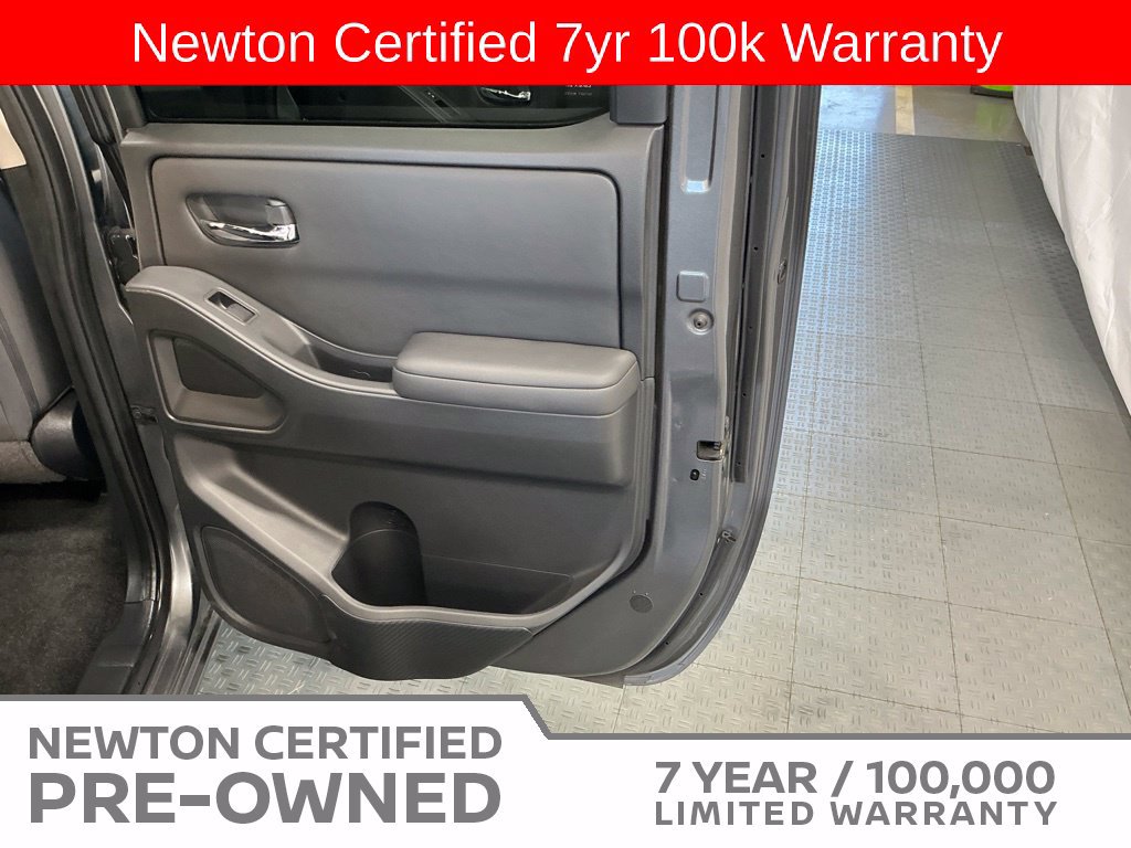 Used 2022 Nissan Frontier SV AWD/4WD image 36