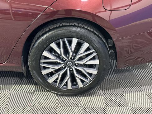 Used 2023 Nissan Altima 2.5 SV image 12