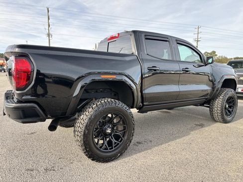 New 2026 GMC Canyon AT4 w/ AT4 Premium Package image 3