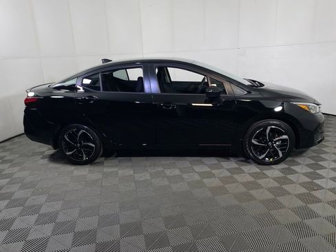 New 2025 Nissan Versa SR w/ Trunk Package FWD image 8
