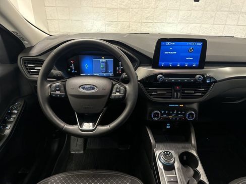 Certified 2023 Ford Escape Active image 5