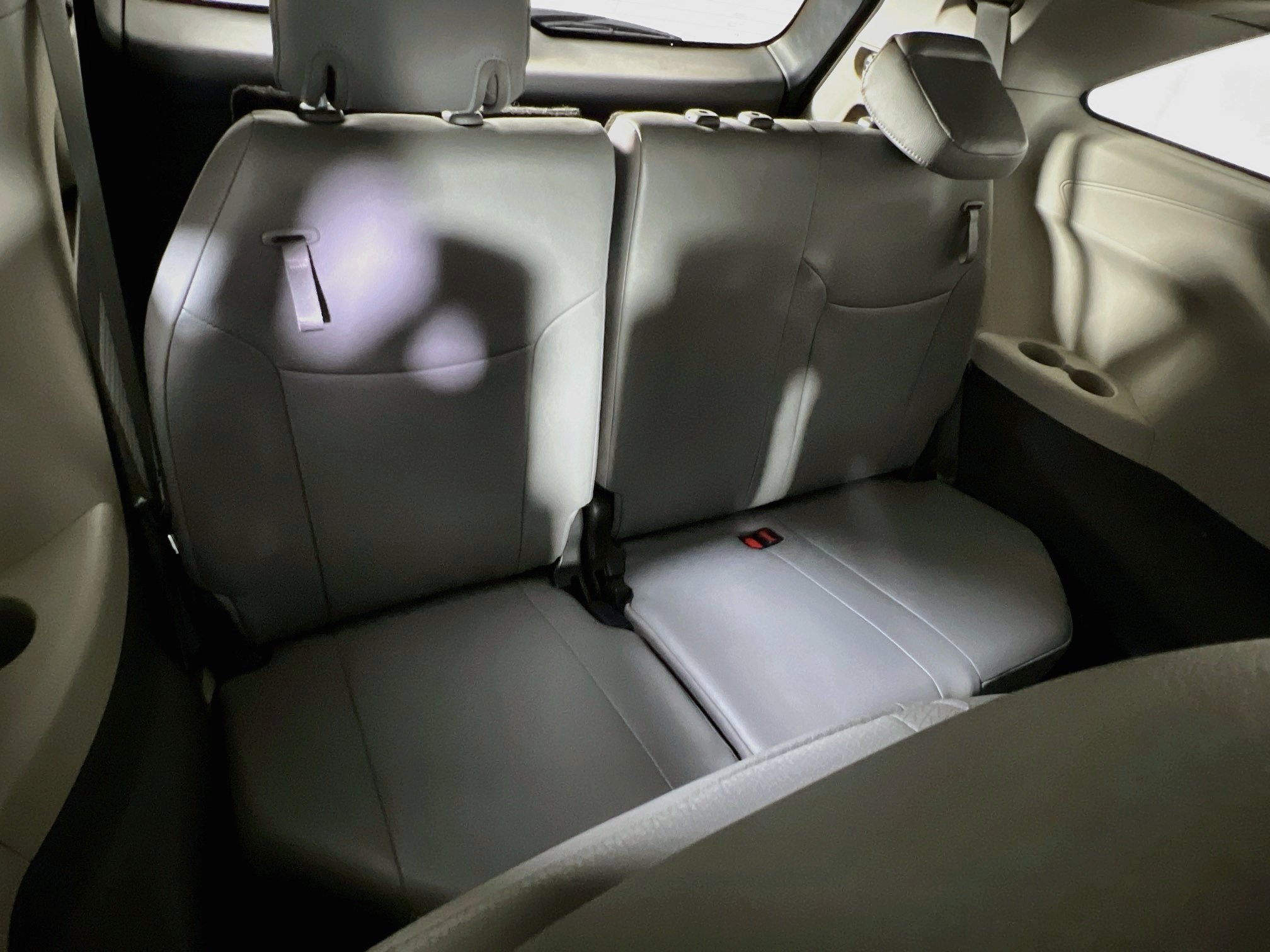 Used 2024 Toyota Sienna XLE FWD image 26