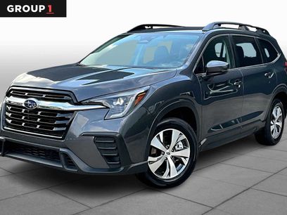 Used 2024 Subaru Ascent Premium w/ Convenience Package