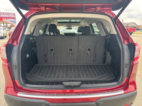 Used 2022 Subaru Ascent Limited w/ Technology Package image 7