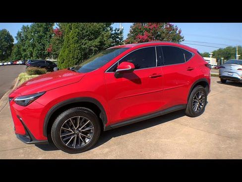 Certified 2025 Lexus NX 250 FWD w/ Accessory Package (P2) image 4