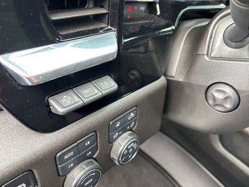 Certified 2025 Chevrolet Silverado 1500 LTZ w/ Technology Package AWD/4WD image 34