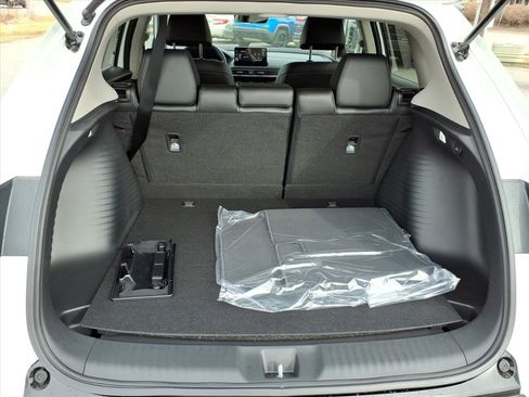 New 2026 Honda HR-V EX-L image 14