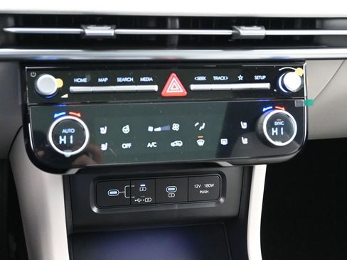 New 2026 Hyundai Tucson Limited image 18