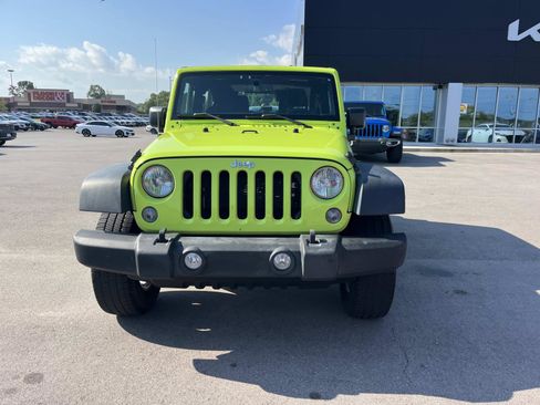 Used 2017 Jeep Wrangler Sport w/ Quick Order Package 24S AWD/4WD image 8