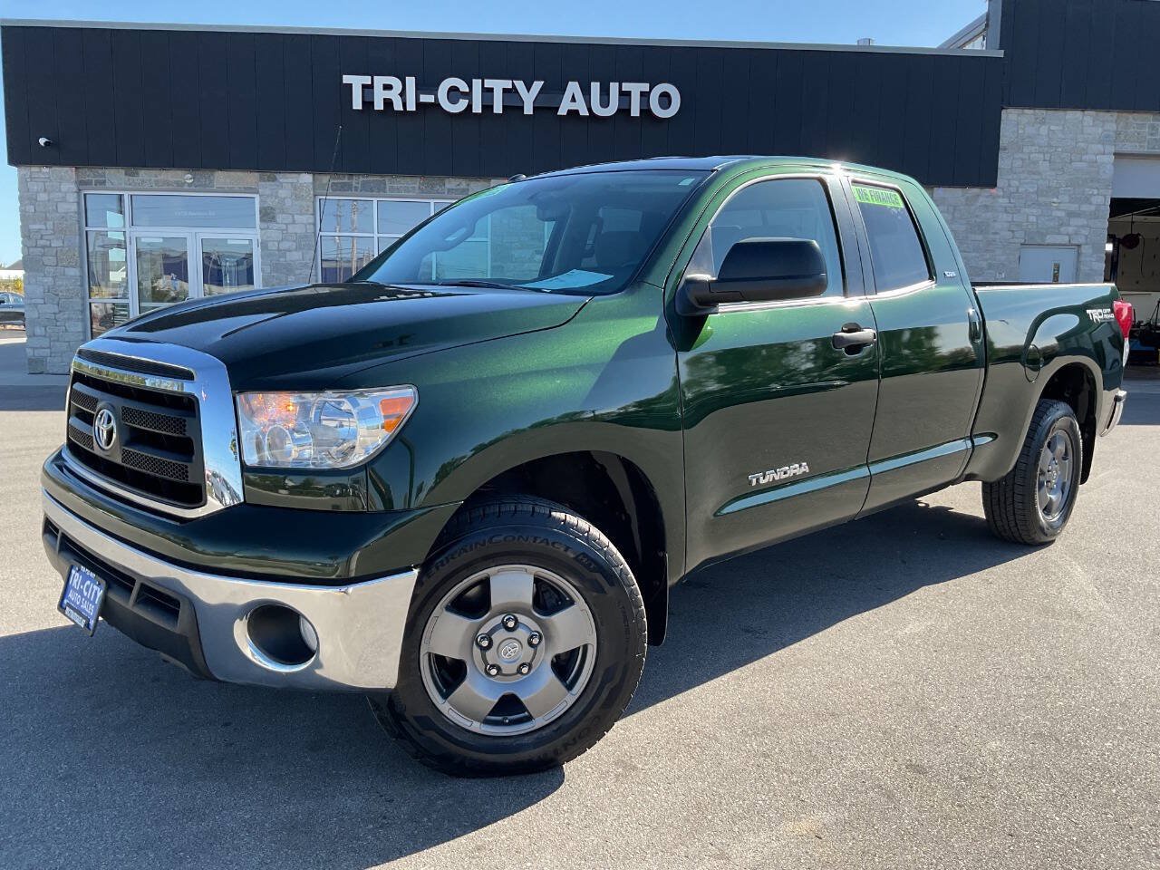 Used 2013 Toyota Tundra 4x4 Double Cab w/ TRD Off-Road Pkg image 1