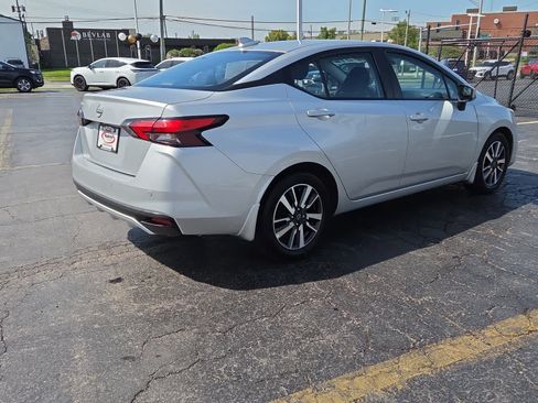 Used 2025 Nissan Versa SV w/ Trunk Package FWD image 5
