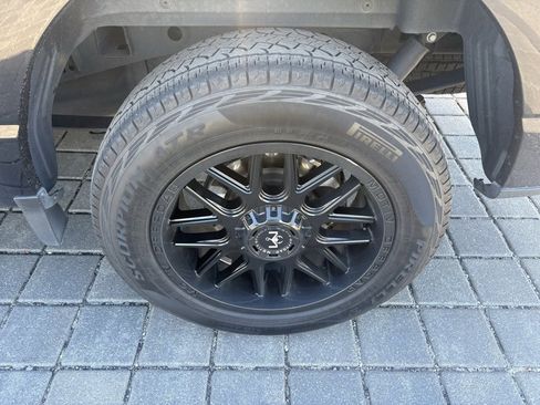 Used 2021 Ford F150 Lariat image 9