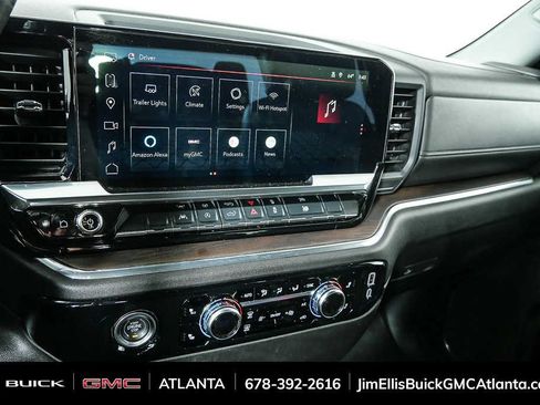 Used 2024 GMC Sierra 1500 SLT AWD/4WD image 12