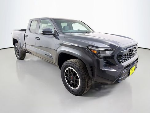 New 2026 Toyota Tacoma TRD Off-Road AWD/4WD image 3