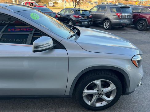 Used 2018 Mercedes-Benz GLA 250 4MATIC image 8