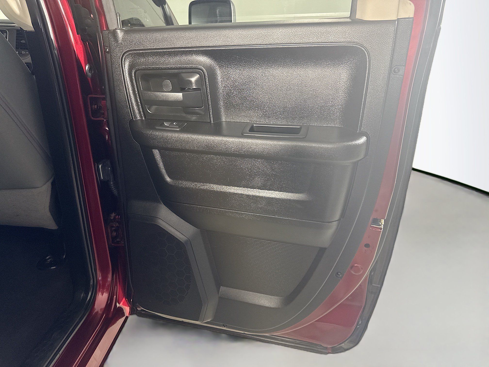 Used 2019 RAM 1500 ST AWD/4WD image 26