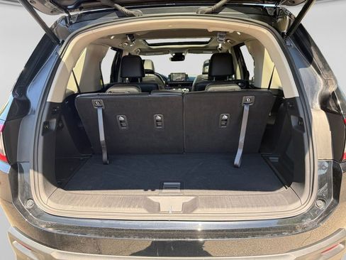 Used 2025 Honda Pilot Elite image 19