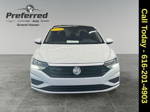 Used 2020 Volkswagen Jetta SEL image 11