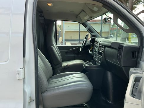 Used 2020 Chevrolet Express 2500 Extended w/ Driver Convenience Package RWD image 16