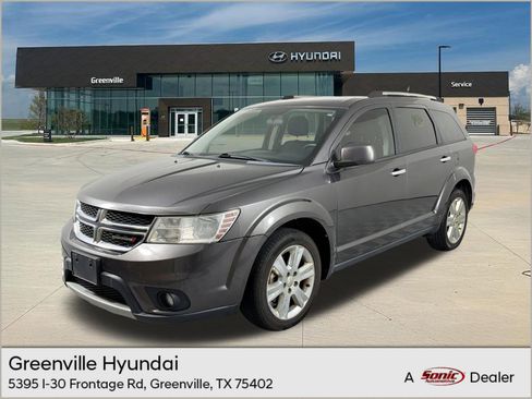 Used 2017 Dodge Journey SXT w/ Chrome Appearance Group FWD image 1