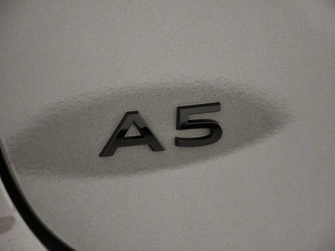 Used 2025 Audi A5 2.0T Premium w/ Convenience Package AWD/4WD image 9