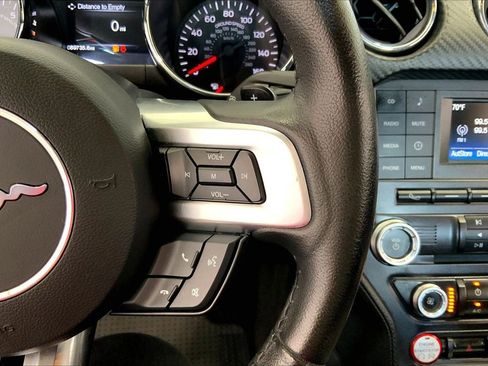 Used 2016 Ford Mustang V6 image 22