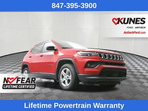 Used 2024 Jeep Compass Latitude w/ Altitude Special Edition image 43