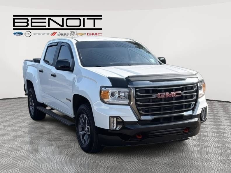Used 2022 GMC Canyon AT4 w/ Trailering Package AWD/4WD image 3