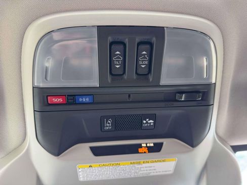 Used 2023 Subaru Crosstrek 2.5i Limited image 32