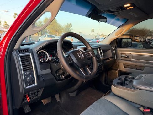 Used 2017 RAM 1500 Classic SLT image 19