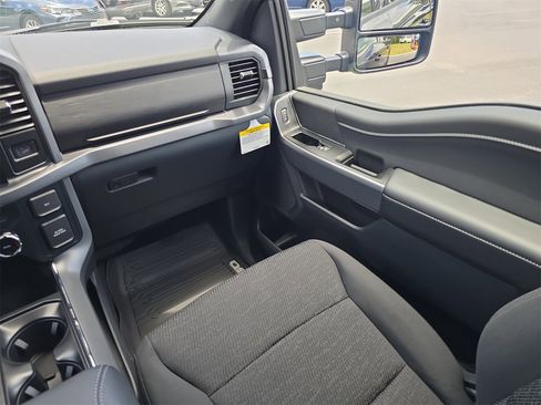 New 2025 Ford F150 XLT w/ Equipment Group 302A MID image 12