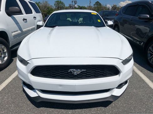 Used 2017 Ford Mustang Premium image 2