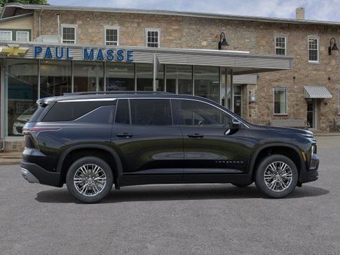 New 2026 Chevrolet Traverse LT w/ Driver Confidence Package image 5