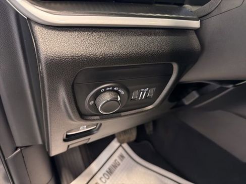 Used 2023 Jeep Grand Cherokee Altitude image 20